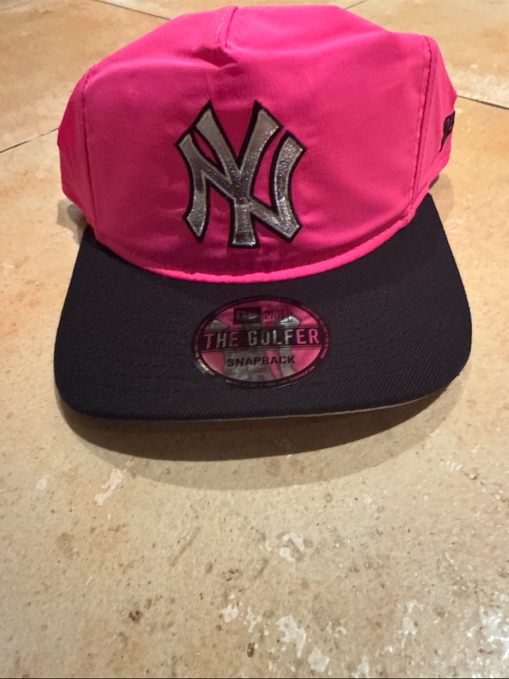 New York Yankee  Pink and Black NY Glitter Logo Snapback
